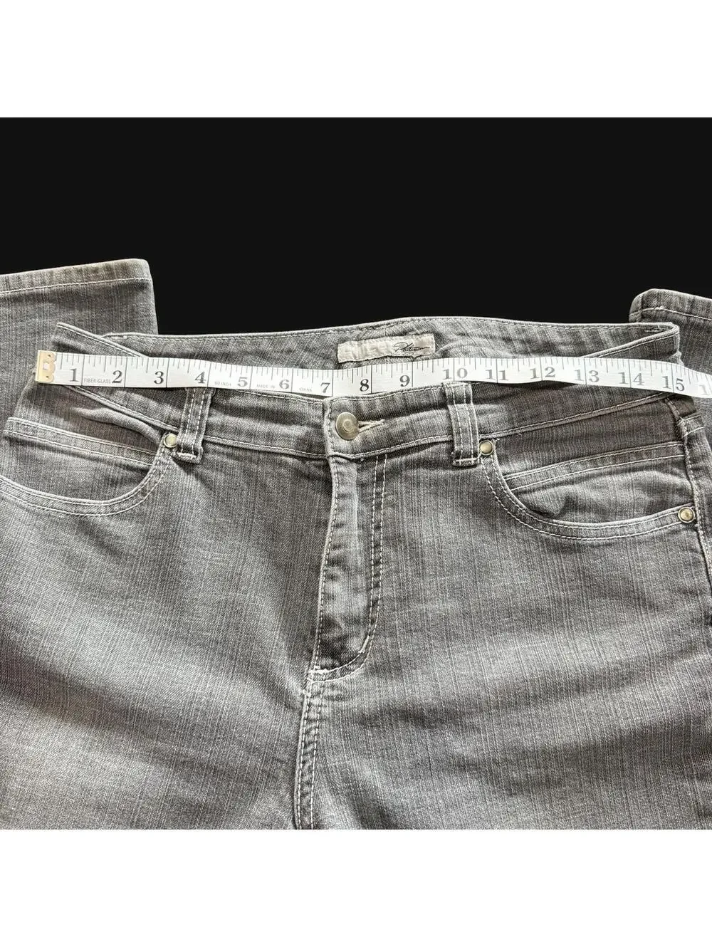 Chico's Platinum Gray Embroidered Jeans Size 0.5